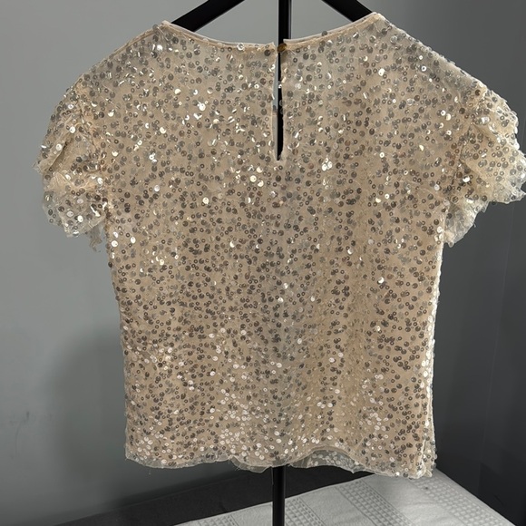 Gold Sequin Blouse with Elegant Sleeves - Picture 2 of 8
